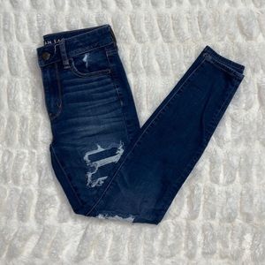American Eagle Distressed Hi-Rise Jegging